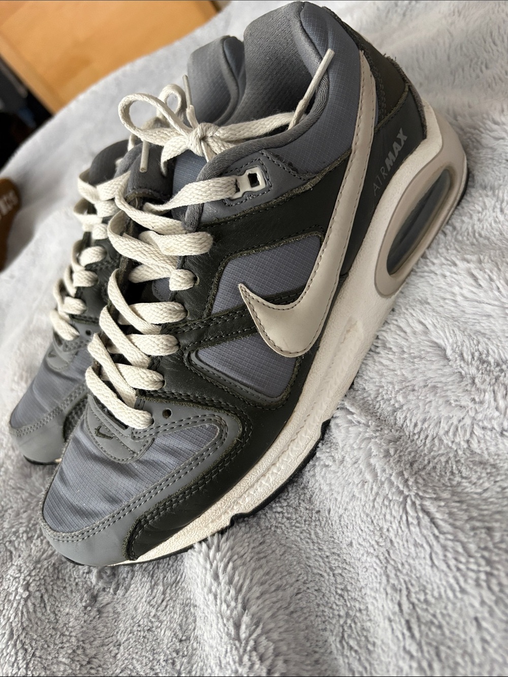 VGC Men’s Nike Air Max Command Sneakers Size 7.5